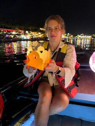 Embrace your inner child and bring out your playful carefree side Do you notice taking yourself too seriously? when were you last able to smile at yourself and laugh out loud?  Its time to lighten your load and embrace your inner child